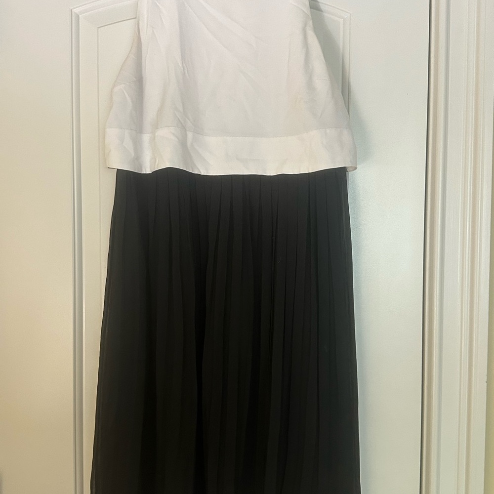 Banana Republic Black and White Dress